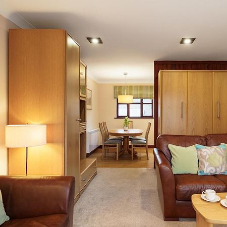 2 Bedroom Lake District Cottage At Windermere Marina Village Bowness-on-Windermere Bagian luar foto